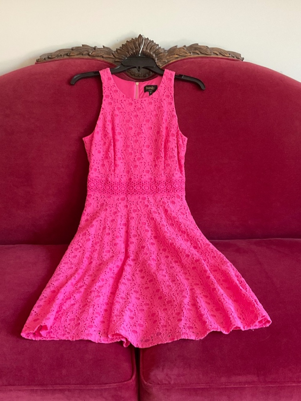 Laundry by Shelli Segal pink dress